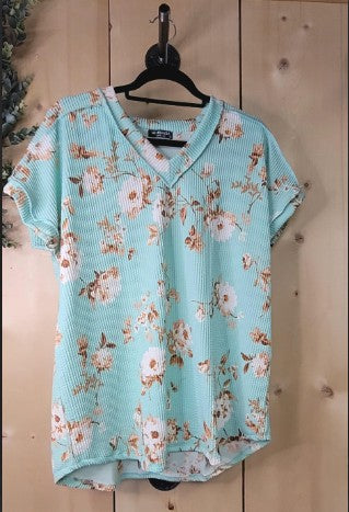 🌿 V‑Neck Mint Urban Ribbed Floral Top